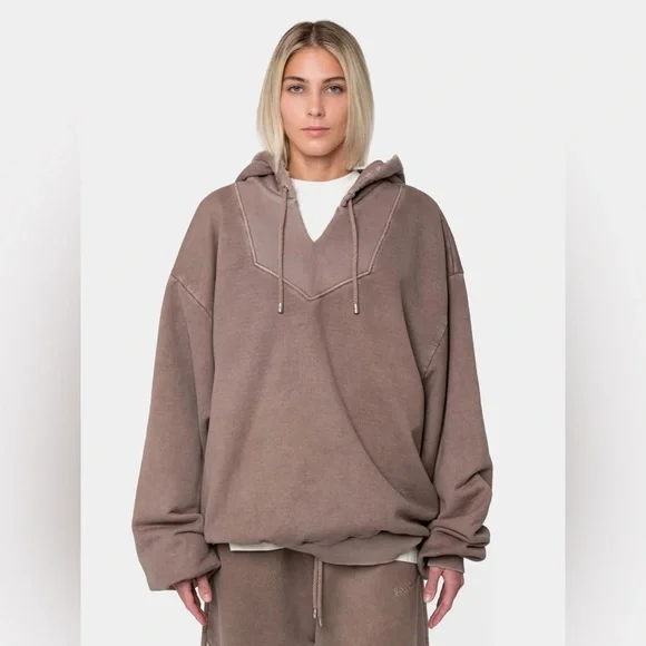 Son of Wind (NWT)Unisex Crow Hoodie Sweatshirt in Beige